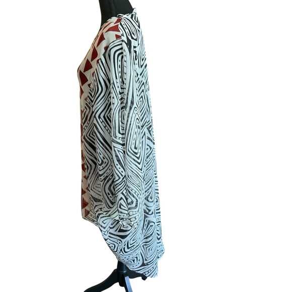 ZARA Abstract Tribal Print Kaftan Blouse Tunic Top Size M - Picture 4 of 10